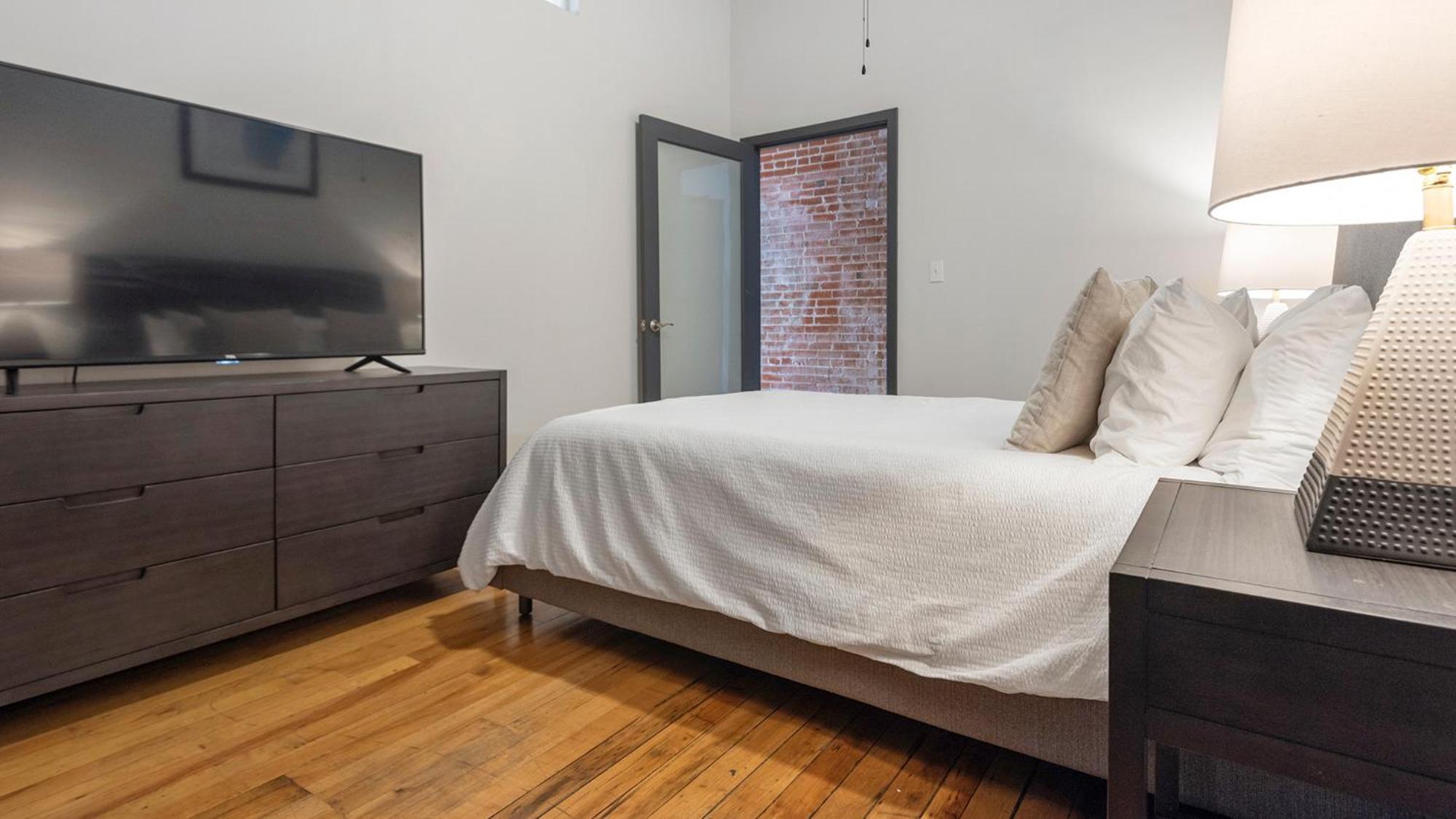 Six Cord Apartments By Barsala Saint Louis Exterior photo